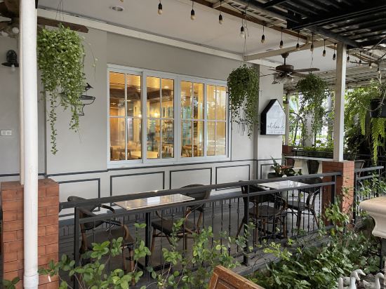 艾特居住素萬那部酒店優惠