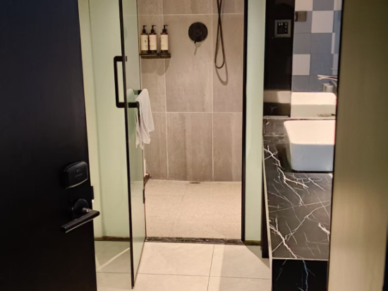 重慶JETBEAR設計師酒店（解放碑洪崖洞店）優惠