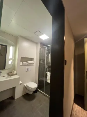 Ibis Hotel (Longxin Plaza, Changjiang South Road, Haimen) Zimmer Photos