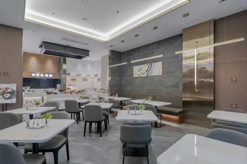 HomeinnsPlus Hotel (Shanghai Dishui Lake Port) Makanan Photos