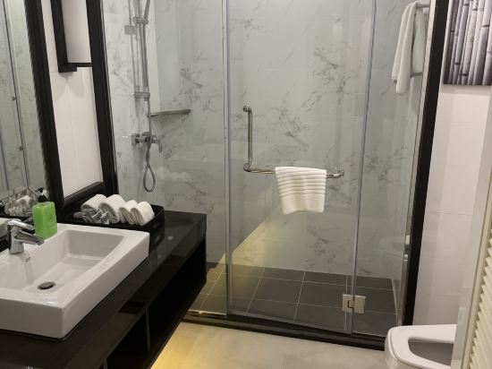 At 21薩拉丁飯店優惠