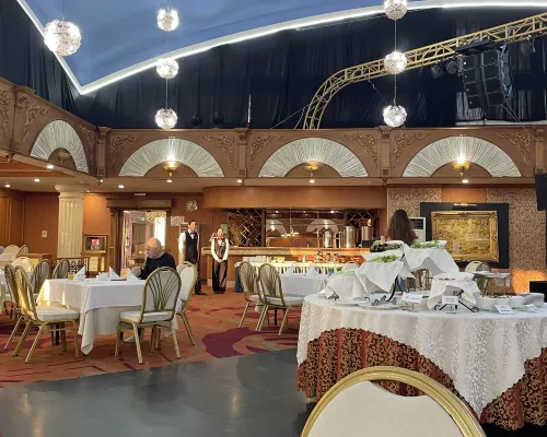 Bayangol Hotel Dining Photos
