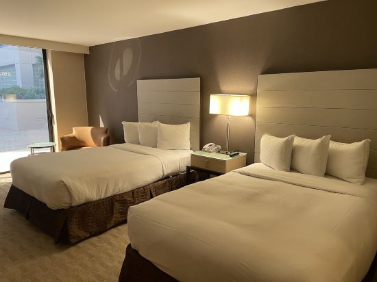 洛杉磯機場希爾頓酒店優惠