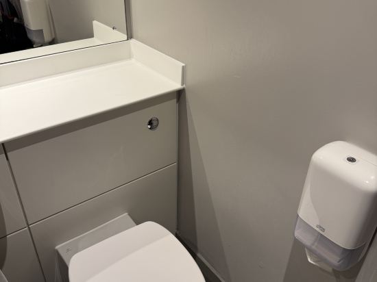 Premier Inn London Heathrow Airport T2 & T3 - Bath Road優惠