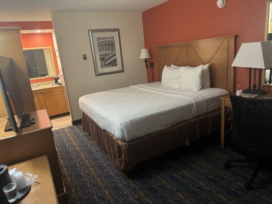 貝斯特韋斯特杜勒斯機場酒店優惠