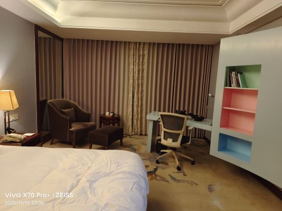 石浦大飯店（華府店）優惠