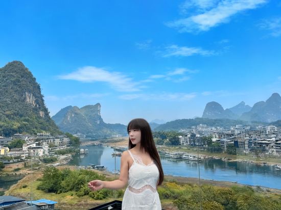 世熙天悦酒店（陽朔西街店）優惠