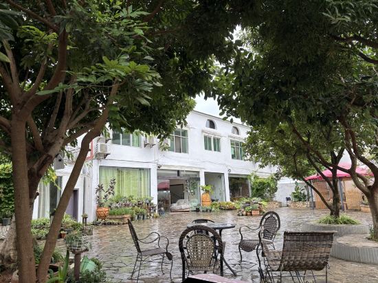 興義莫莫民宿優惠