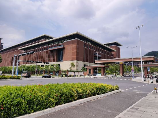 麗楓酒店（深圳光明科學城中山大學地鐵站店）優惠