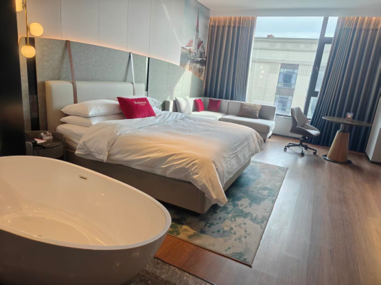 青島膠東國際機場華美達飯店優惠