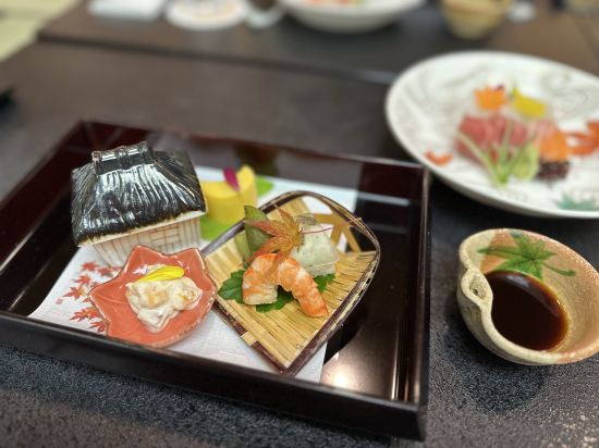 京都　嵐山温泉　渡月亭 クーポン