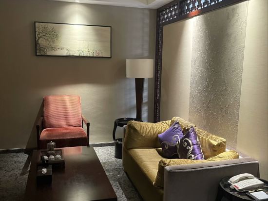 花築·雲浮金凱萊酒店優惠