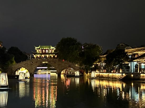 海寧皮革城南關廂亞朵飯店優惠