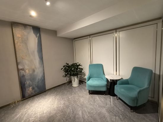 希岸Deluxe飯店（中山興中廣場店）優惠