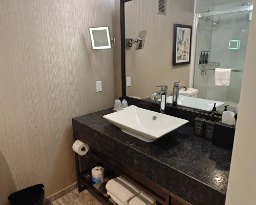 Sheraton Gateway Los Angeles Hotel Rooms Photos