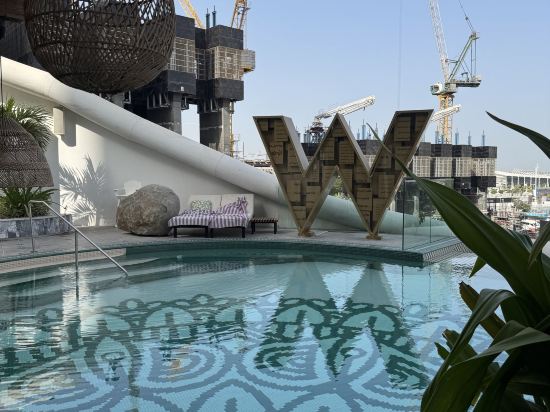 W杜拜-米納塞雅希，限成人優惠