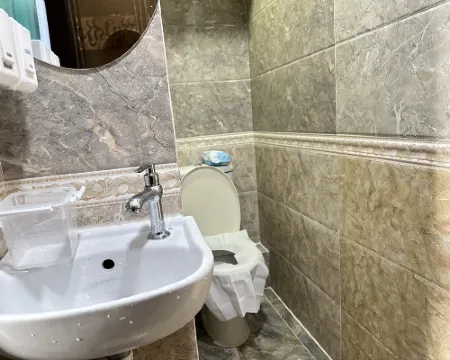 Victoria Inn Rooms Photos