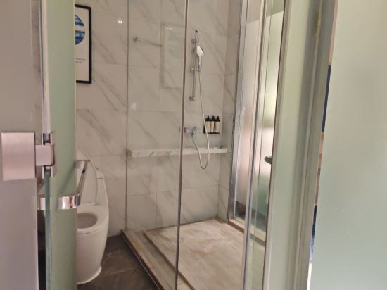 凱里亞德酒店（深圳機場固戍地鐵站店）優惠