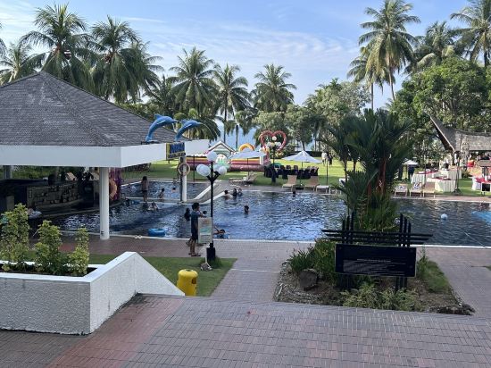 巴塔姆海景假日酒店優惠