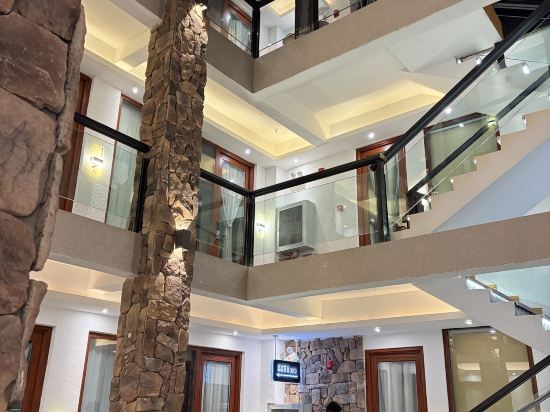 撫雲·供氧輕奢美宿（麗江古城大水車店）優惠