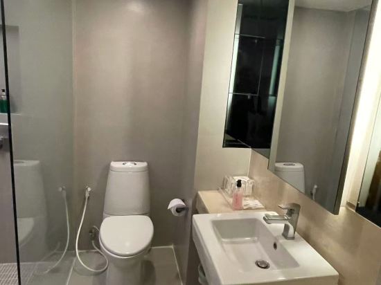 西隆翠妮提酒店優惠