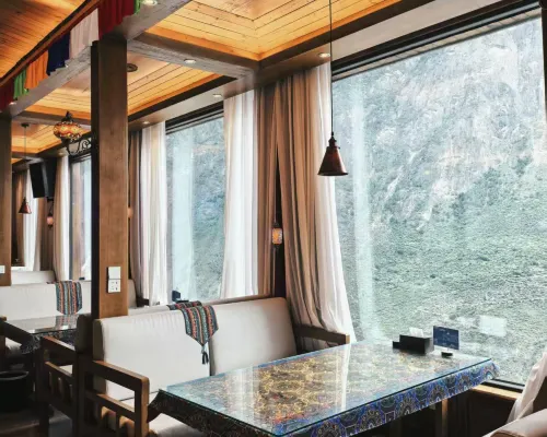 Yake Cloud Lodge ( JiaJu Village ) DanBa Общественные зоны Photos
