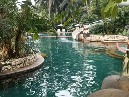 阿里亞力寶村飯店優惠