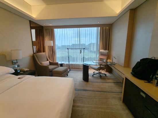 廣州花都皇冠假日酒店優惠