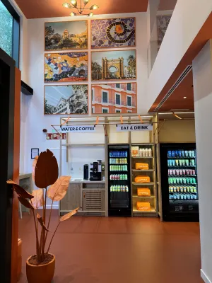 easyHotel Barcelona La Sagrera Zonas comunes Photos