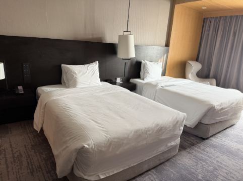 中山保利艾美酒店優惠