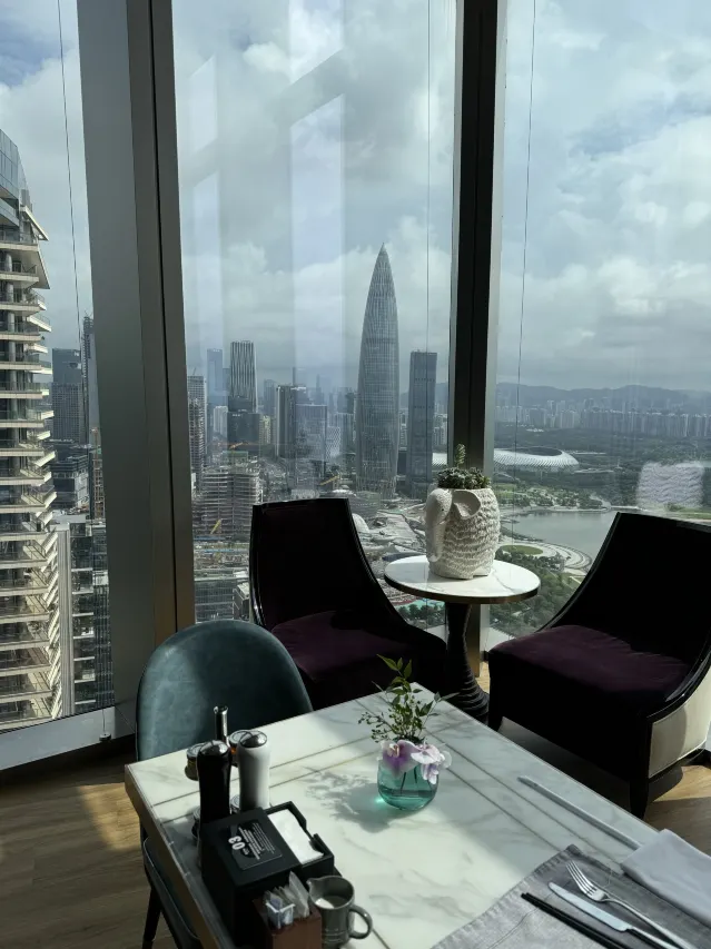 深圳鵬瑞萊佛士酒店用戶評價