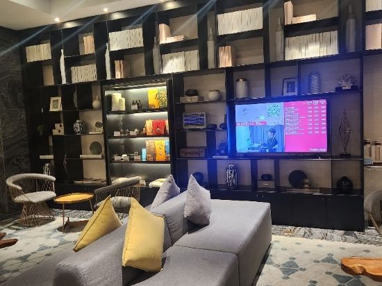 柏高酒店（化州市府廣場東堤路店）優惠