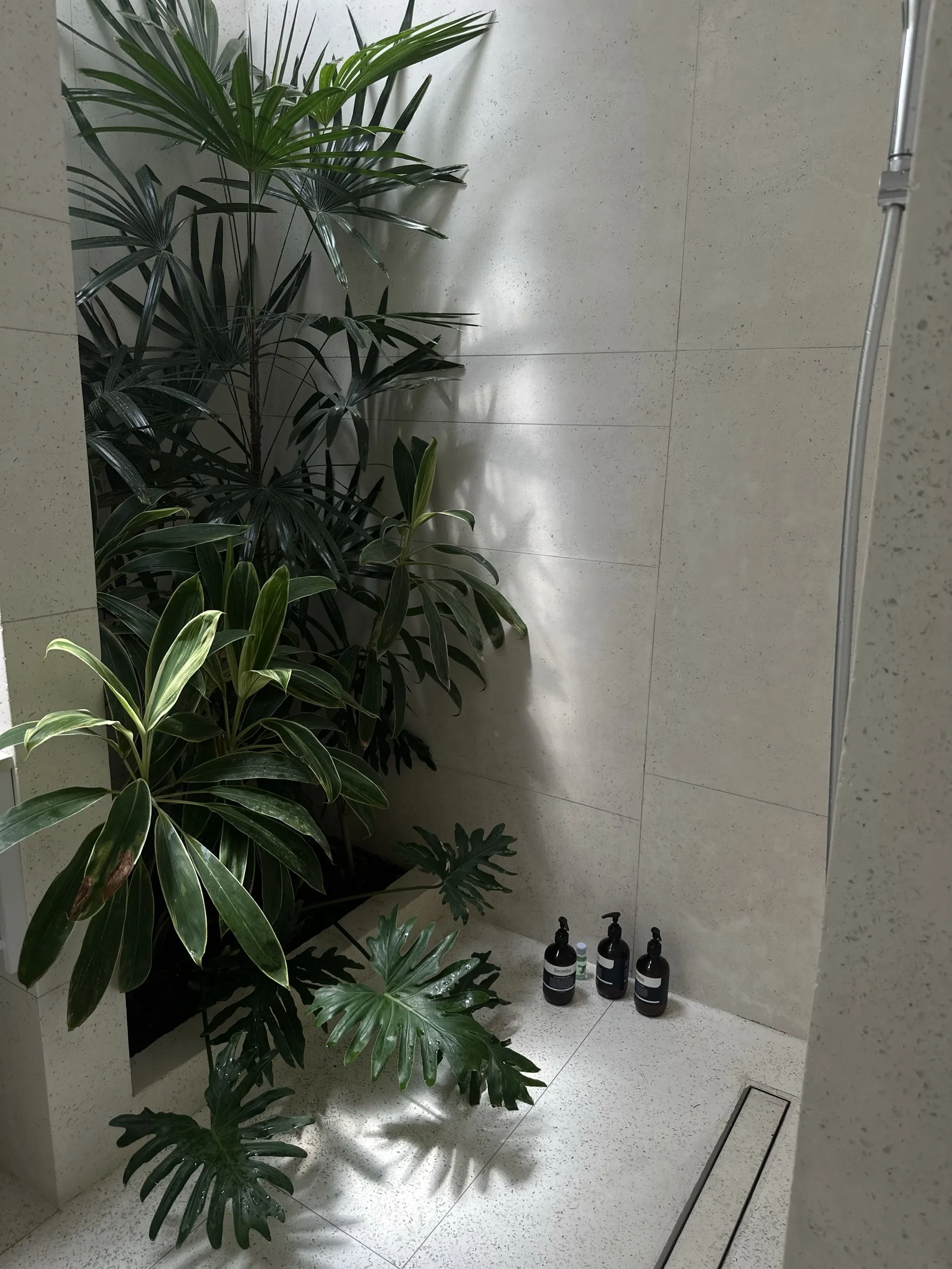 Putri Salju Villa by EVDEkimi – Teras indah di jantung artistik Ubud Kamar Photos