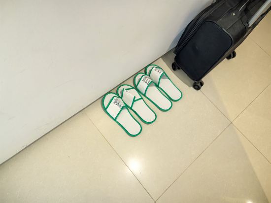 利寶西卡朗蘇黎快捷酒店優惠