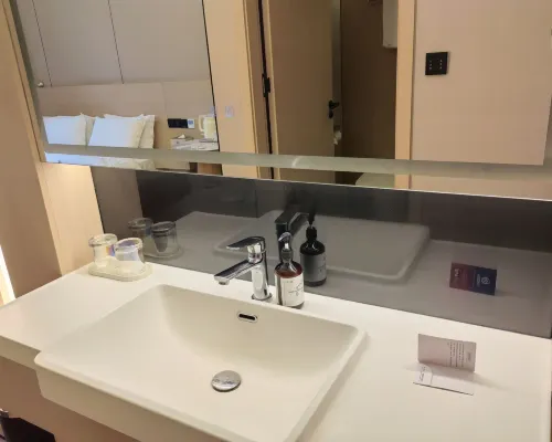 Shanghai Pudong Longying Hotel (Shanghai International Resort) Номера Photos