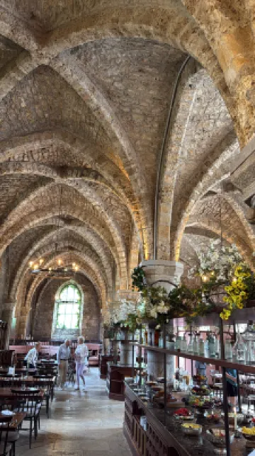 Abbaye des Vaux De Cernay Photos