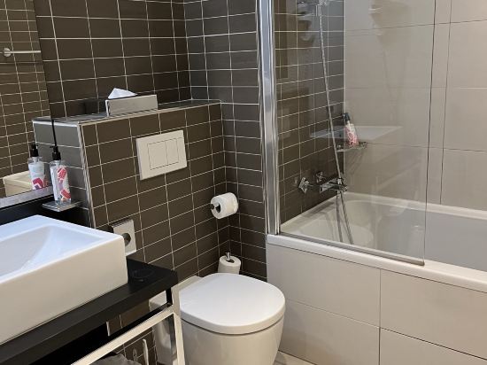 塞里斯 - 歐洲之谷阿德吉奧公寓飯店優惠