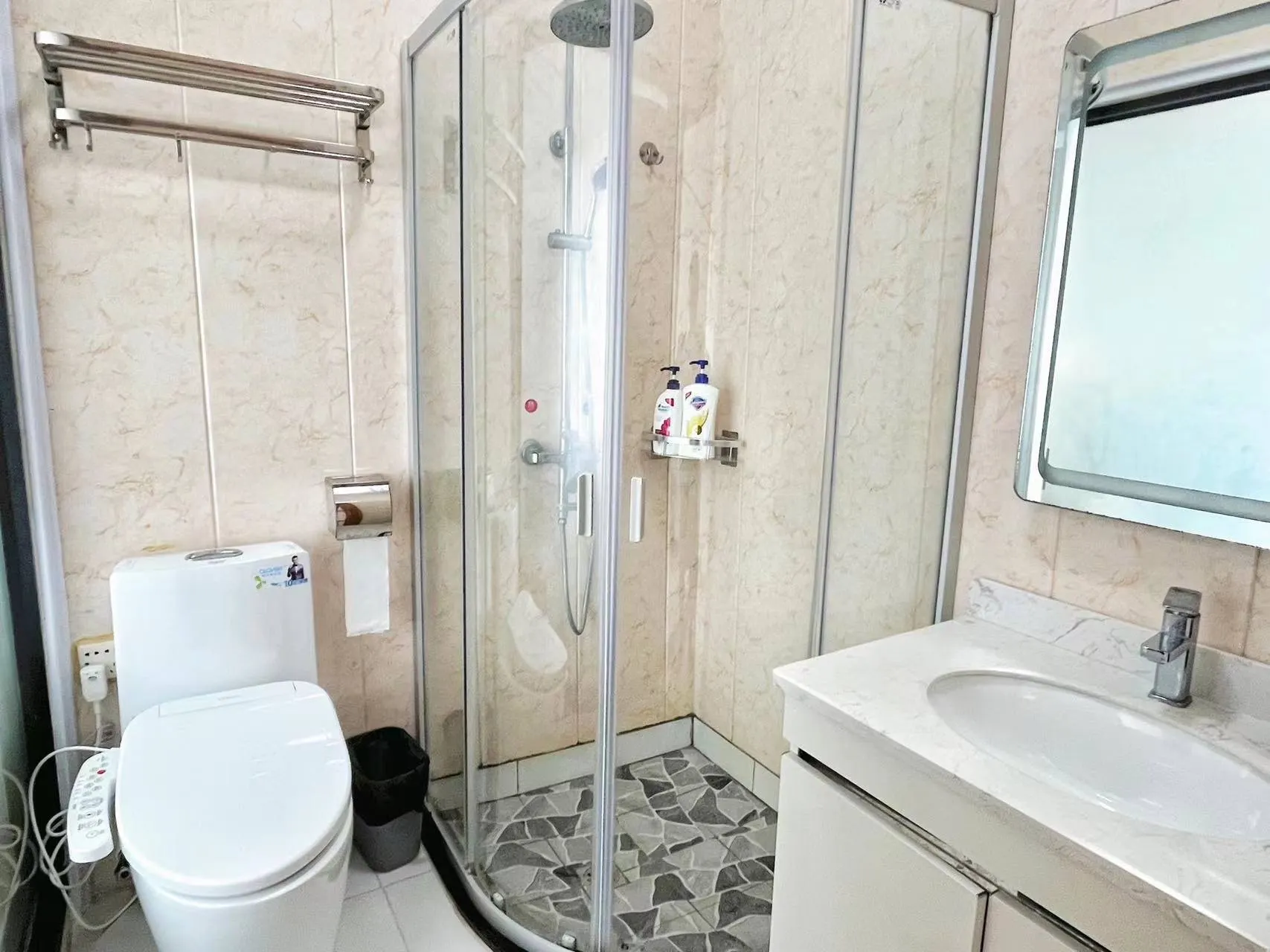 Siargao Seasky Resort Zimmer Photos