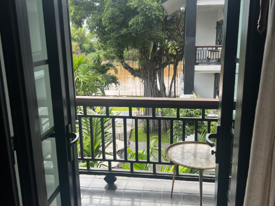 布里斯裡平河畔度假村及水療中心優惠