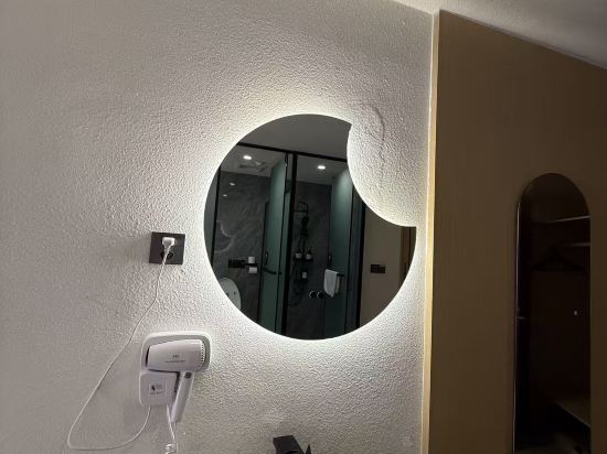 品美居溫泉影院飯店（都江堰景區南橋店）優惠