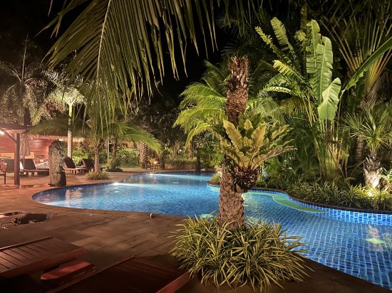 麗貝島日出海灘馬裏度假村優惠