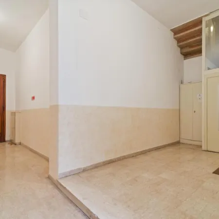 GuestHost - San Fermo Luxury Apartment