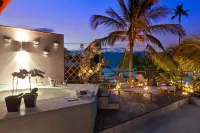 Abayomi Hotel
