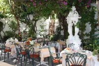 Le Magnolia Hotels in Lumio