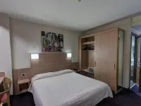 Hotel Capital
