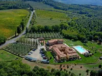 Hotel & Restaurant Casolare le Terre Rosse Hotels in San Gimignano