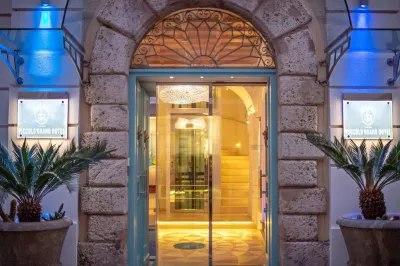 Piccolo Grand Hotel فنادق في Vibo Marina