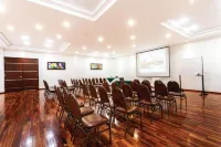 Hotel Cuellars فنادق في باستو