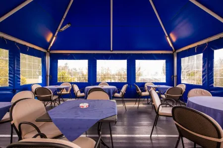 Hotel Persico's Отели рядом с достопримечательностью «Museo Lamborghini»