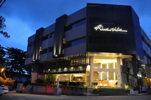 Riverside Boutique Hotel - Apartments